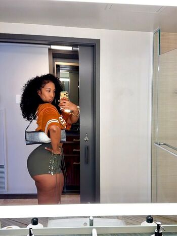 AishaaaMarie