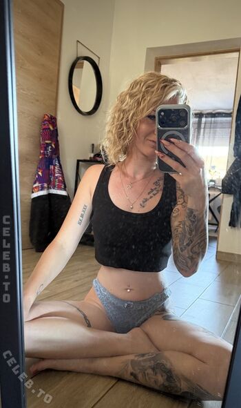 Full leaked Julia kern private onlyfans photo