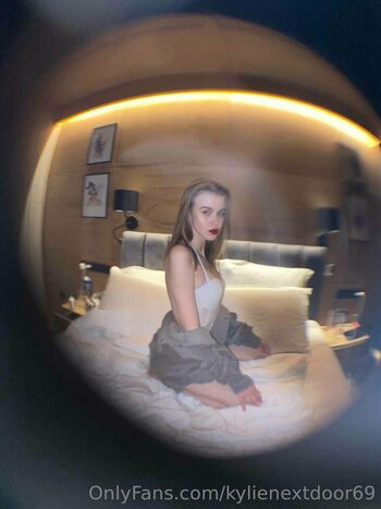 kylienextdoor69