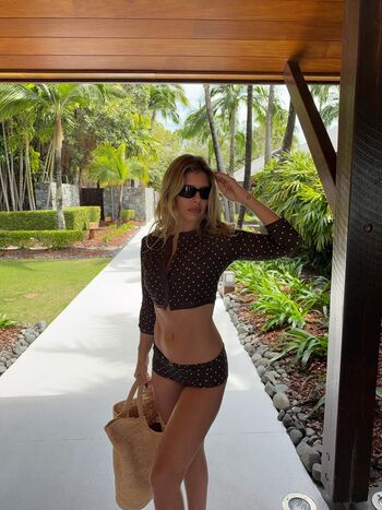 Natasha Oakley