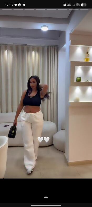 Full leaked Shainaaa private onlyfans photo